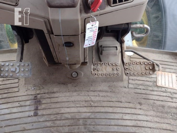2005-john-deere-6420-image-7