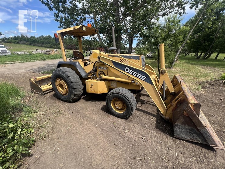 2006-deere-210le-image-2
