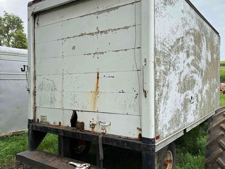 7-1/2ft-x-16ft-van-box-w/6-bolt-gear-image-4