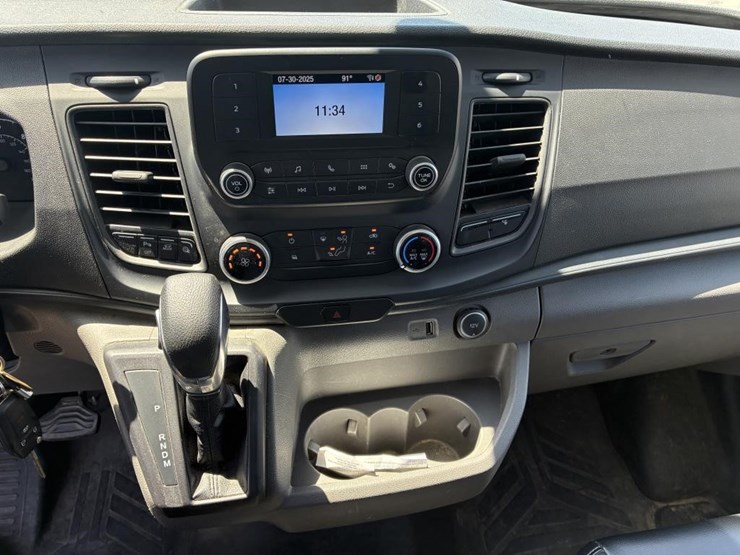 2021-ford-transit-image-10