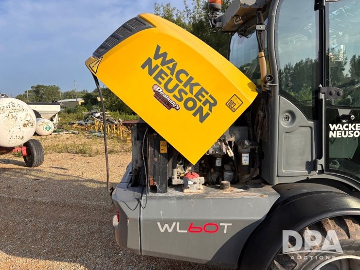 2017-wacker-neuson-wl60t-image-35