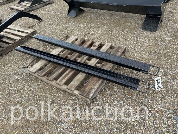 120---84"-light-duty-fork-extensions-image-1
