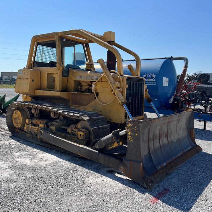 JOHN DEERE 850
