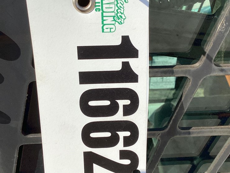 2014-bobcat-s70-image-20