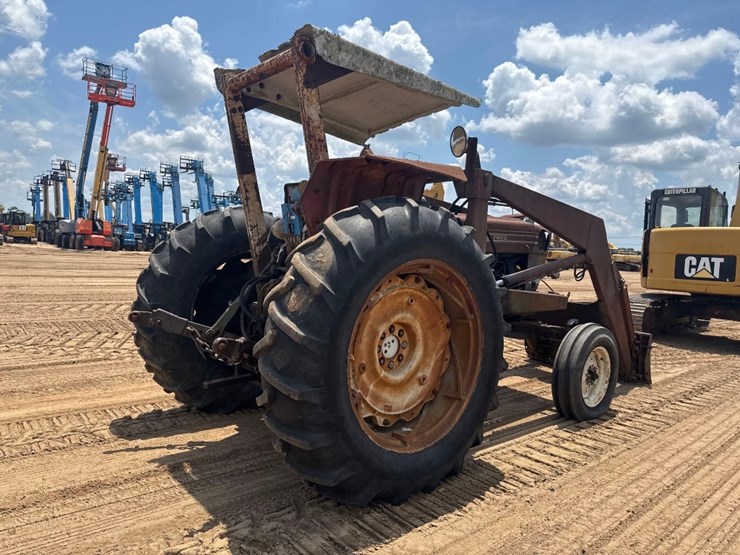 ford-7600-image-6