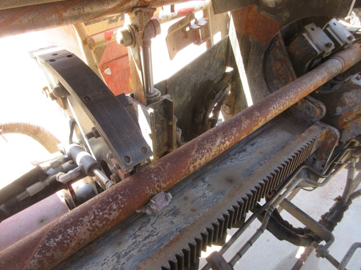2013-ditch-witch-jt2020-image-18