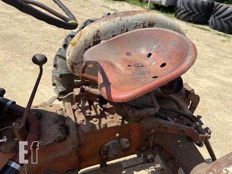 ford-900-image-8