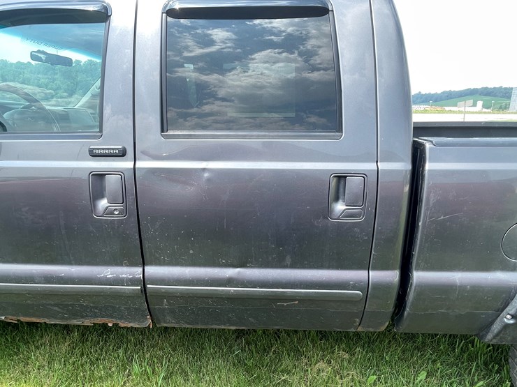 2004-ford-f350-image-42