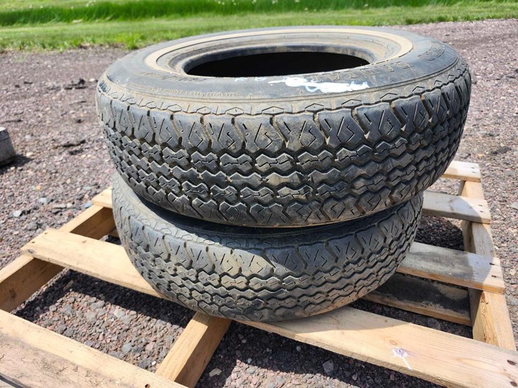 continental-steel-belted-radial-p215/75r14-tires-image-1