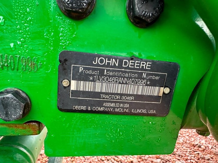 2022-john-deere-3046r-image-63