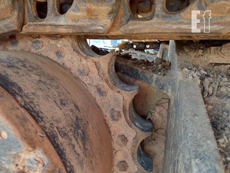 2019-komatsu-pc390-lc-11-image-24