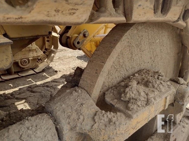 2006-caterpillar-953c-image-36