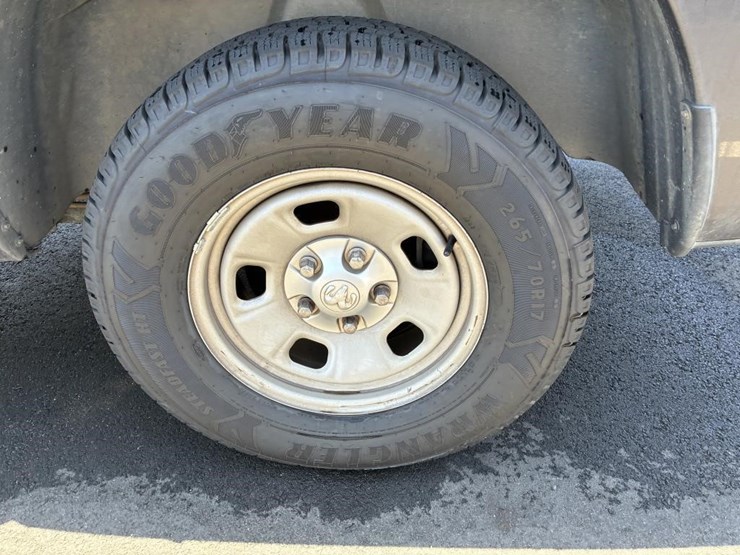 2016-dodge-ram-1500-image-5