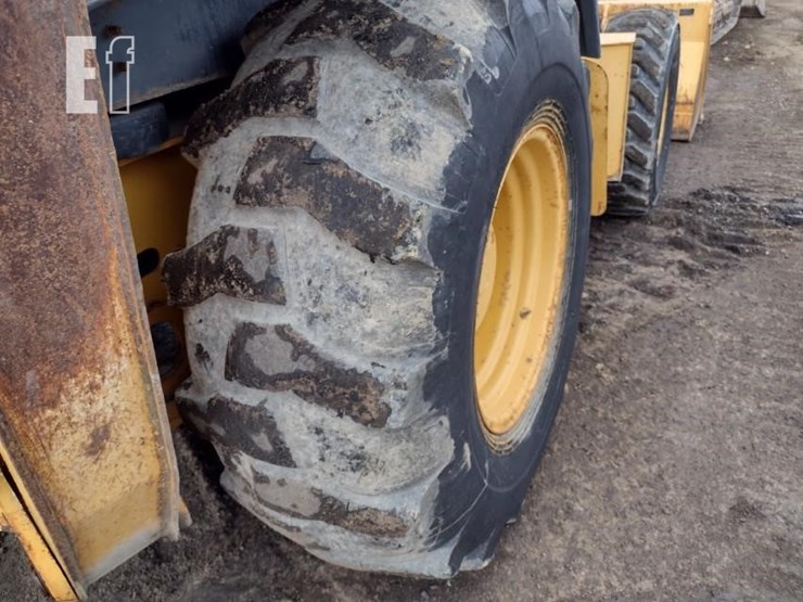 2008-deere-310sj-image-25