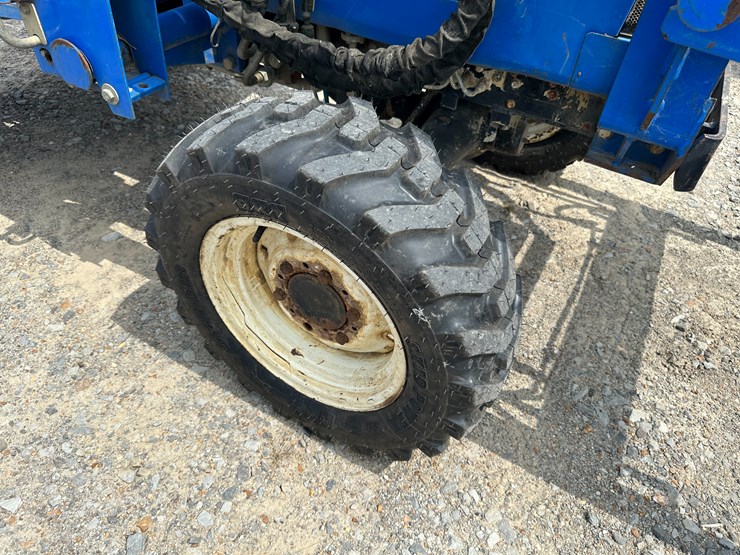new-holland-7308-image-9