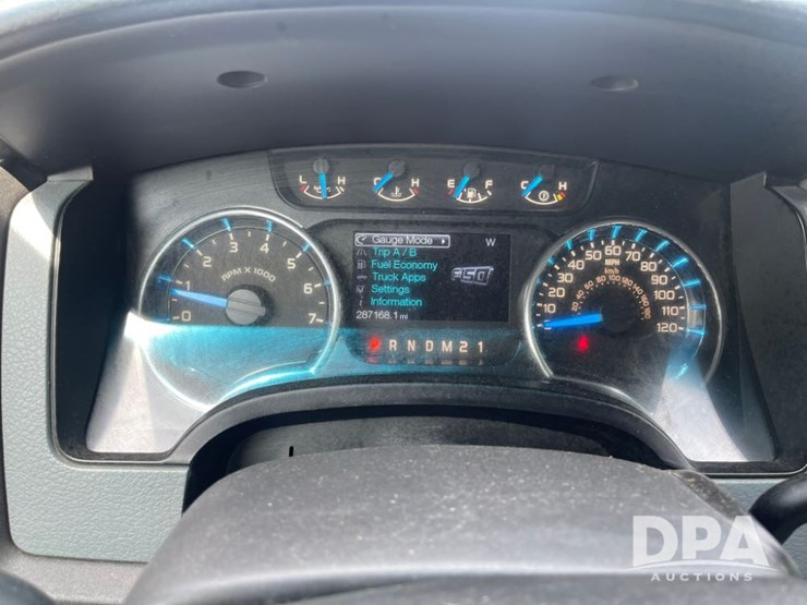 2014-ford-f150-xlt-image-13