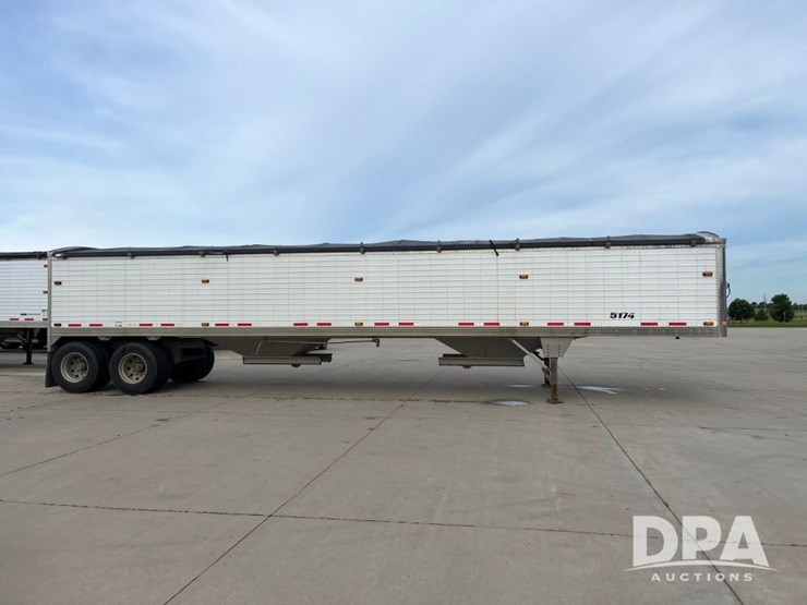 2015-timpte-grain-trailer-image-6