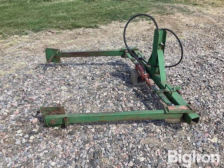 3-pt-round-bale-unroller-image-20
