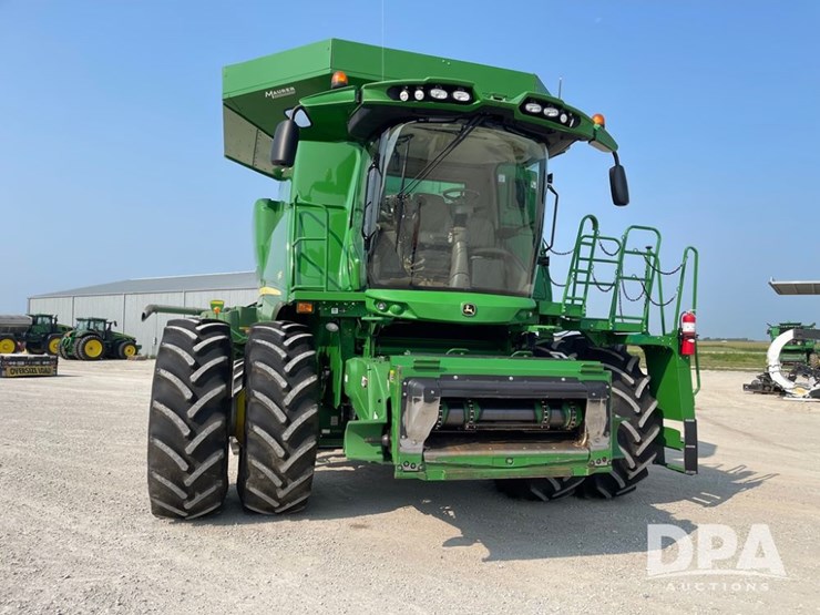 2016-john-deere-s690-image-30