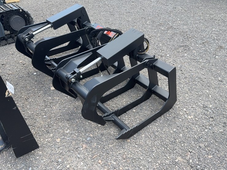 #2048-•-trubilt-66"-skid-steer-2-cylinder-skeleton-grapple-image-2