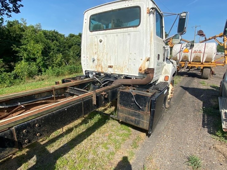 1995-ford-l9000-image-4