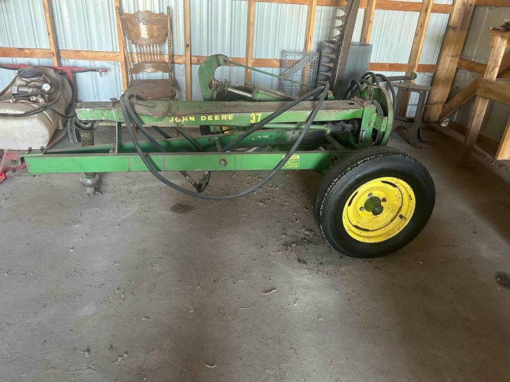 john-deere-37-image-2