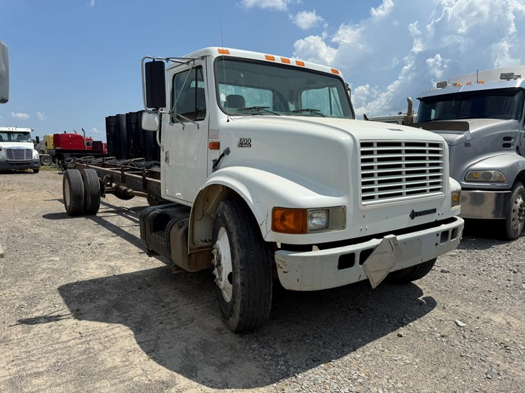 1998-international-4700-image-3