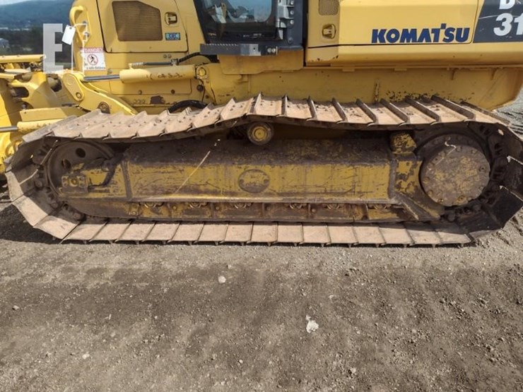 2011-komatsu-d31px-22-image-21