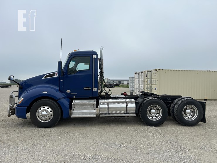 2018-kenworth-t680-image-12