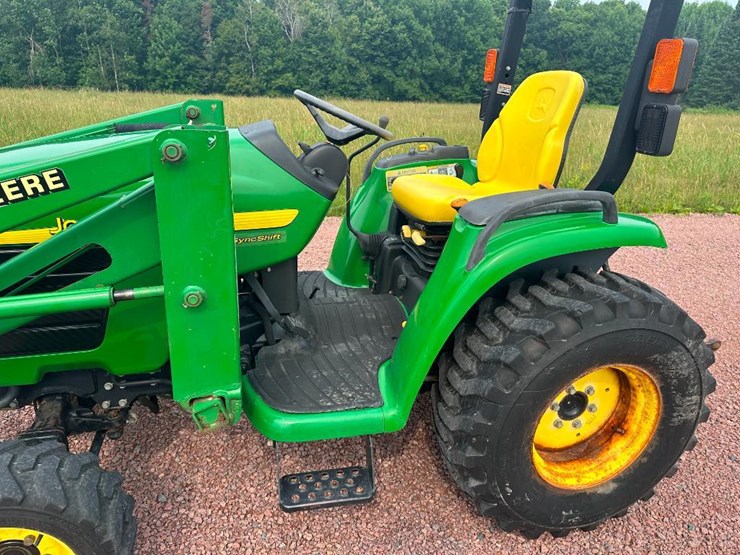 2002-john-deere-4210-image-11