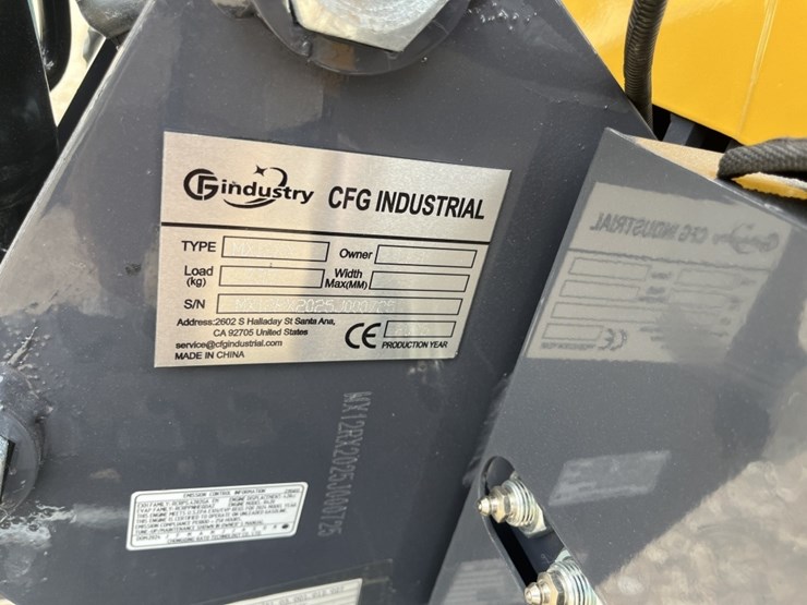 cfg-mx12rx-mini-excavator-image-9