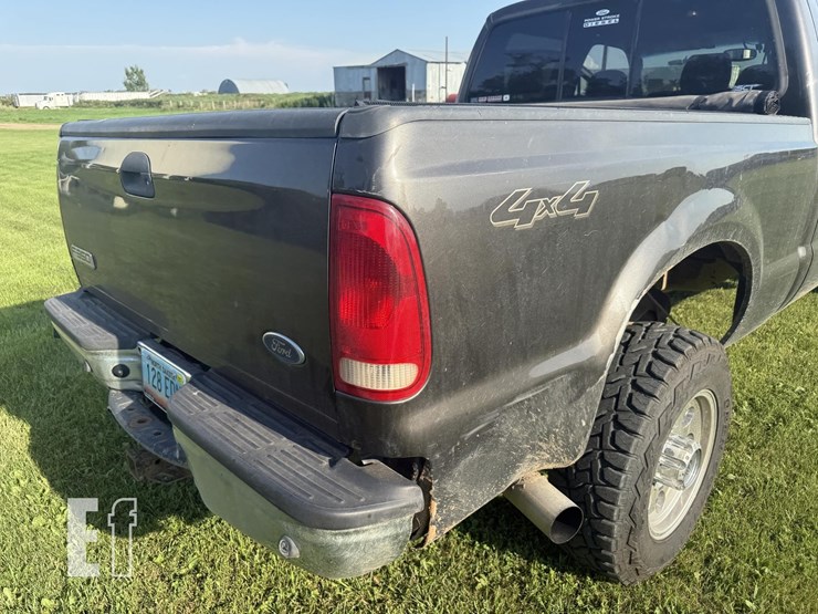 2005-ford-f350-image-27