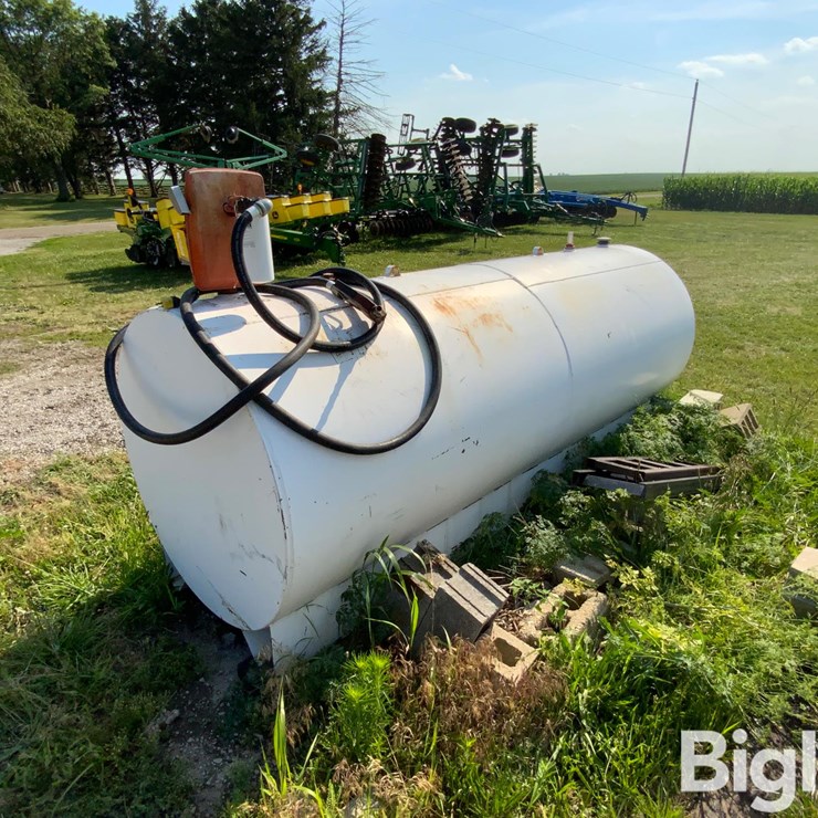 1,000-Gal Fuel Tank