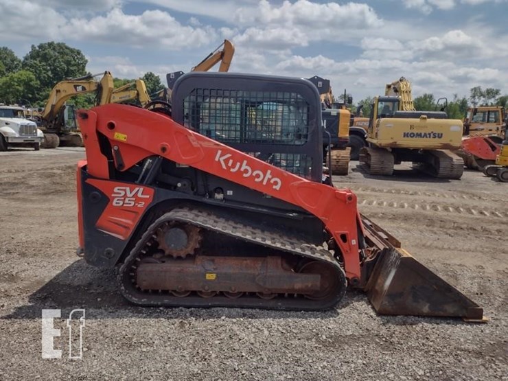 2021-kubota-svl65-2-image-3