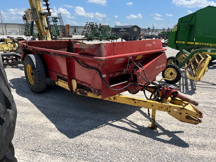 new-holland-520-image-7