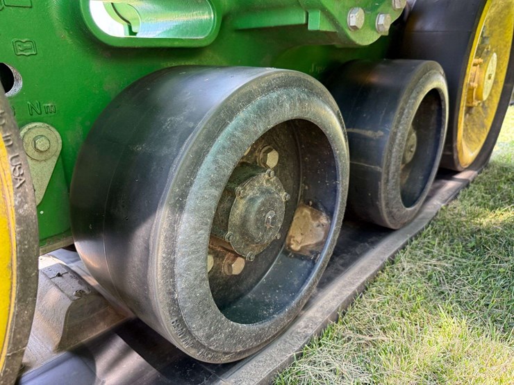 2021-john-deere-9570rx-image-41