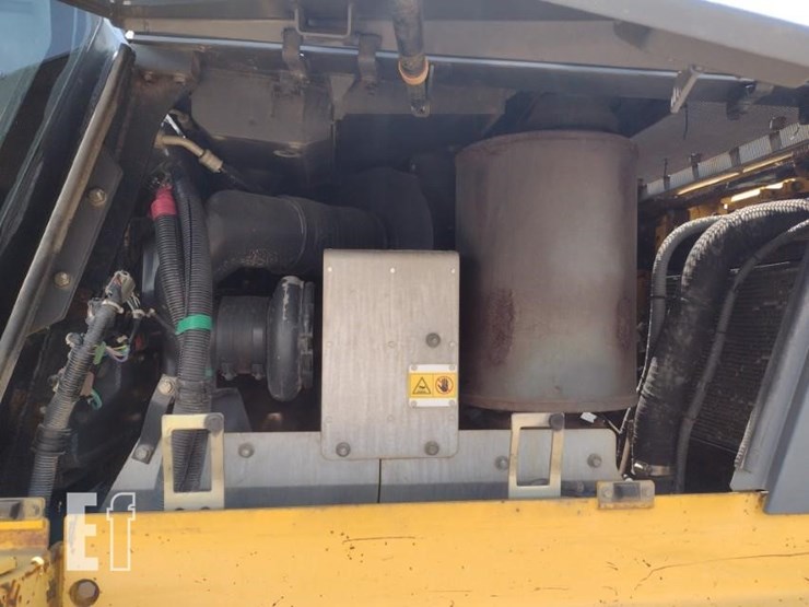 2004-komatsu-d65ex-15-image-40