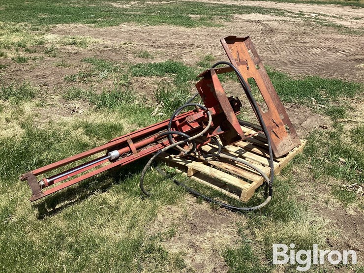 skid-steer-post-driver-image-1