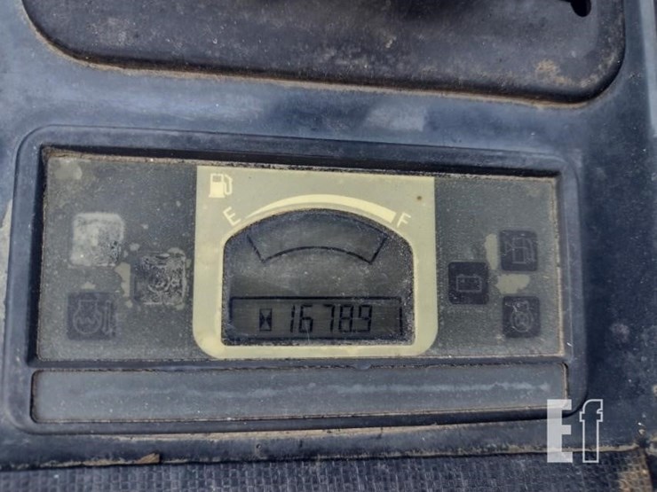 2020-deere-26g-image-6