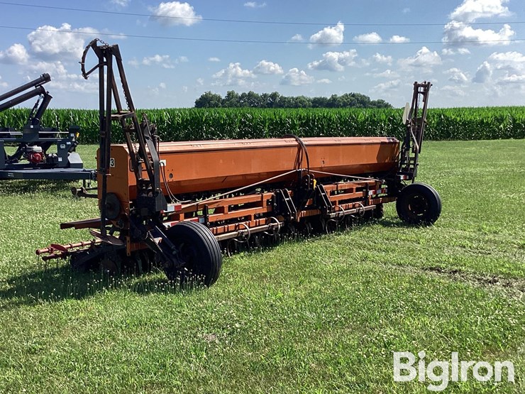 best-408-20'-grain-drill-image-3