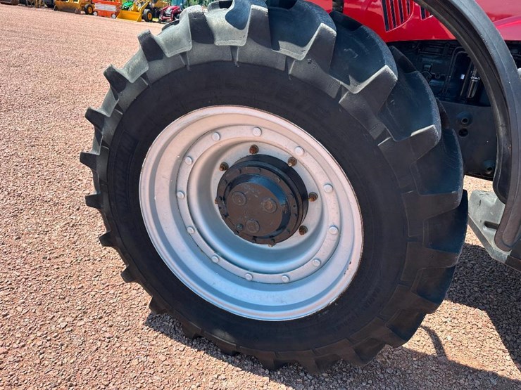 2014-case-ih-maxxum-140-image-15