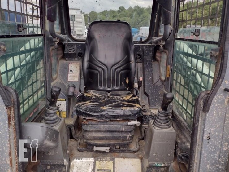 takeuchi-tl230-image-11