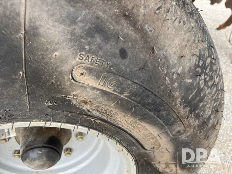 2016-caseih-940-nh3-tool-bar-(jn2532,-unit-561)-image-27