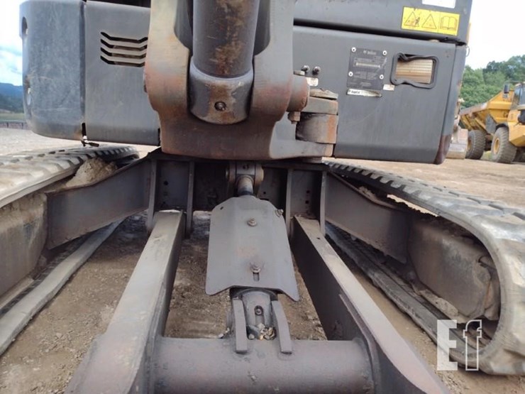 2017-bobcat-e35i-image-21