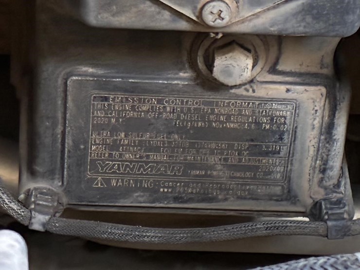 2020-deere-325g-image-11