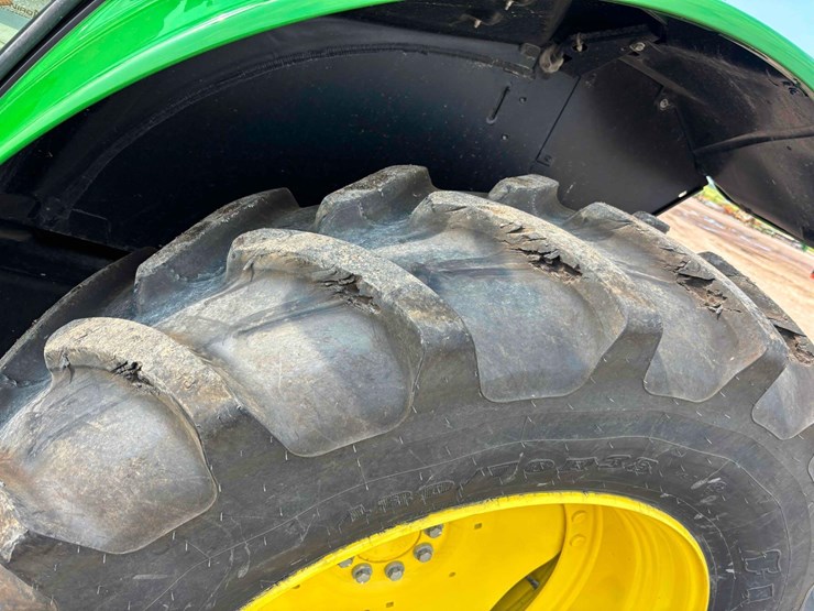 2023-john-deere-6130m-image-34