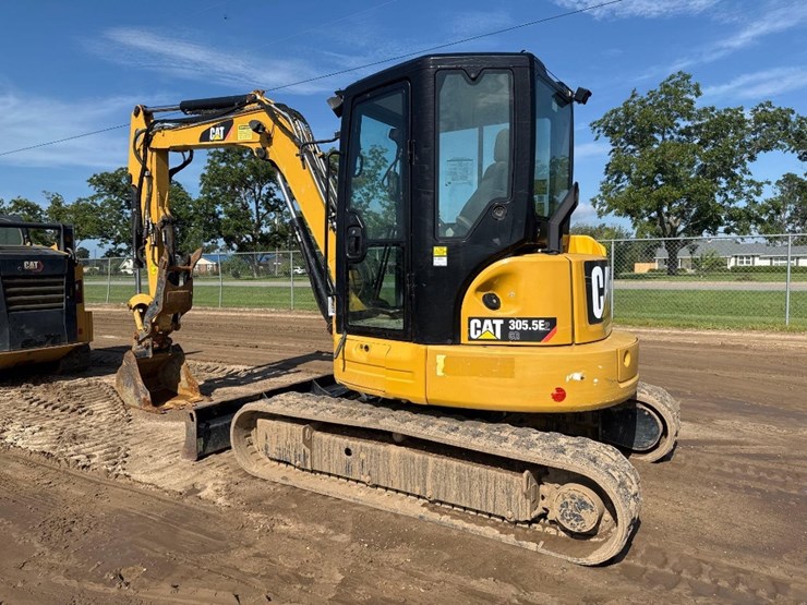 2017-caterpillar-305.5e2-cr-image-8