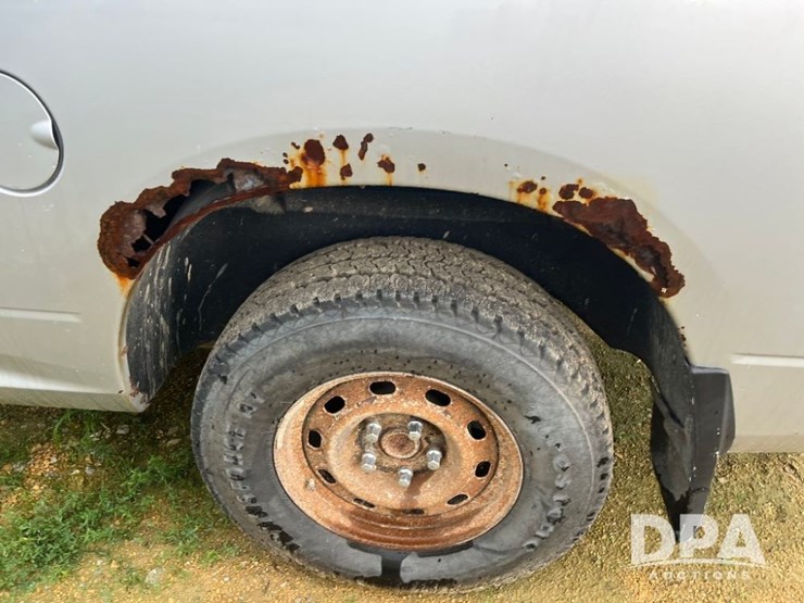 2012-dodge-ram-1500-image-39