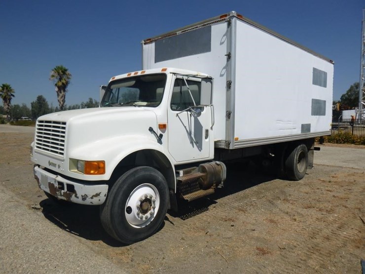 1993-international-4700-image-1