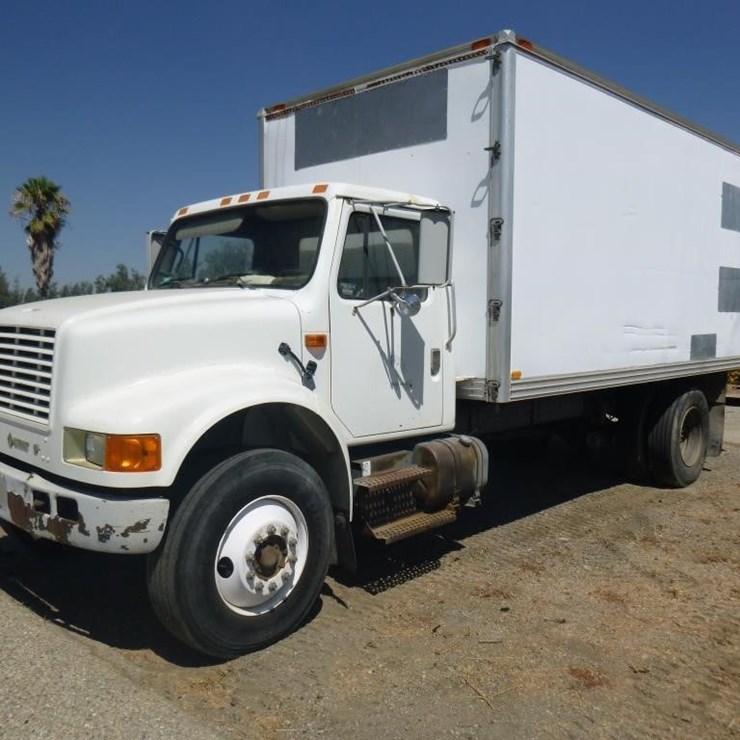 1993 INTERNATIONAL 4700